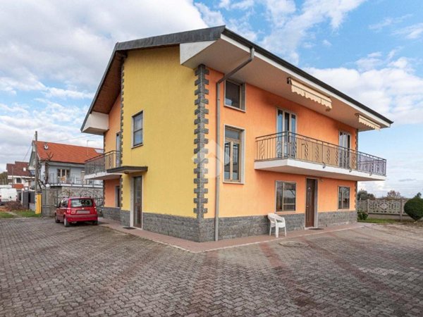 quadrivano in vendita a Nole