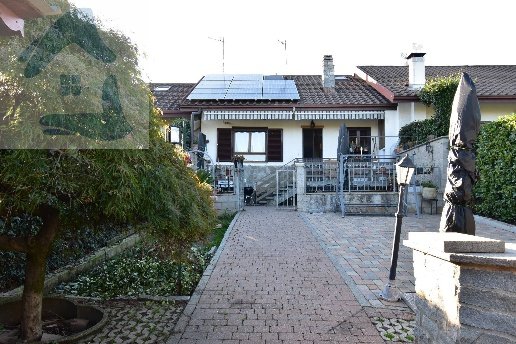 casa indipendente in vendita a Nole in zona Vauda