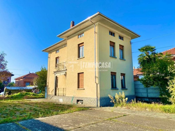 casa indipendente in vendita a Nole