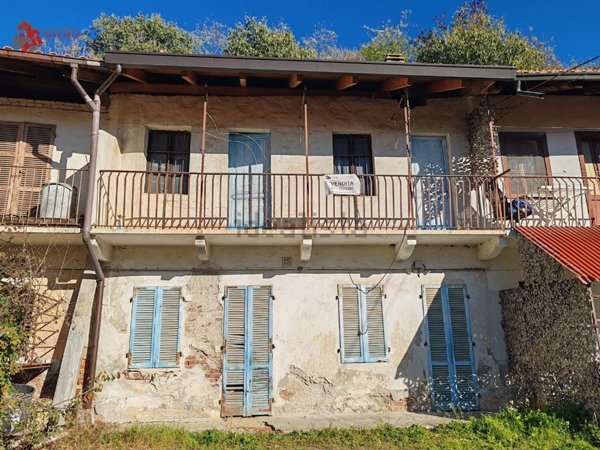 quadrivano in vendita a Nole