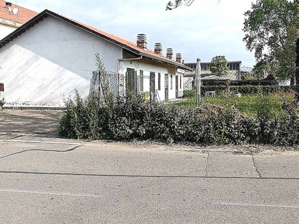 intera palazzina in vendita a Nole