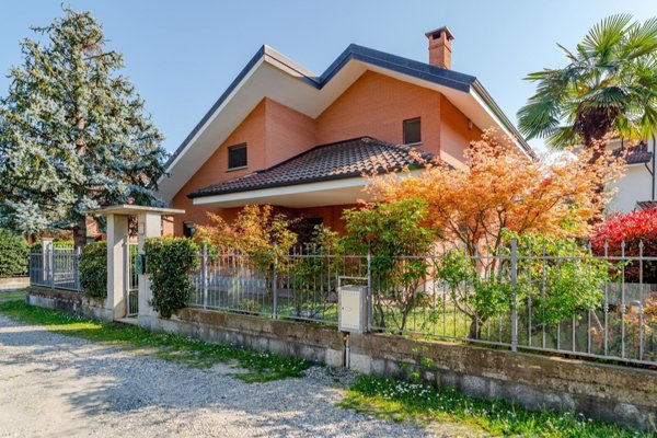 casa indipendente in vendita a Nole