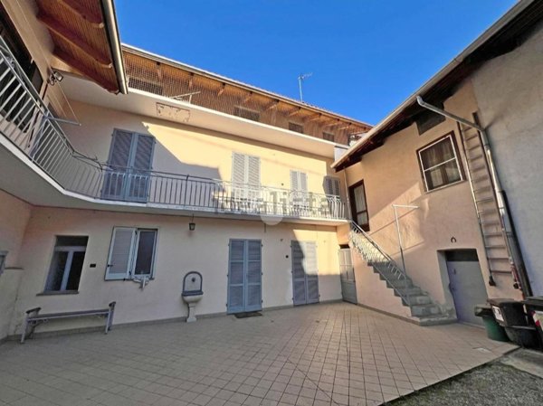 casa semindipendente in vendita a Nole