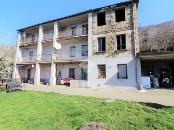 casa indipendente in vendita a Nomaglio
