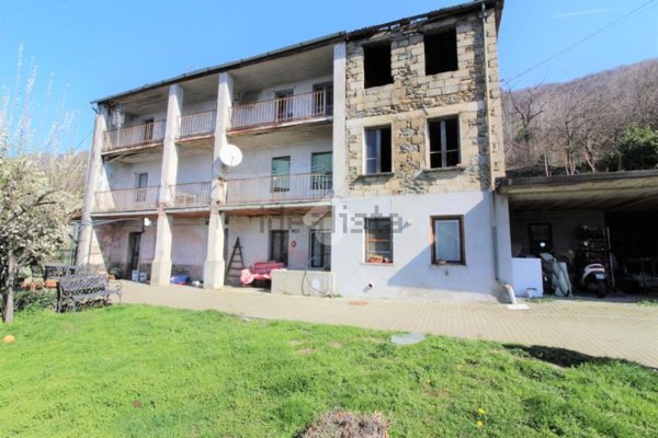 casa indipendente in vendita a Nomaglio