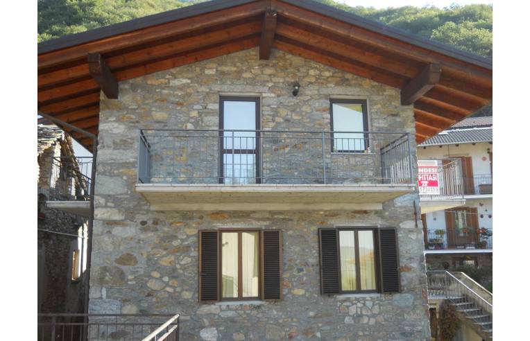 casa indipendente in vendita a Nomaglio