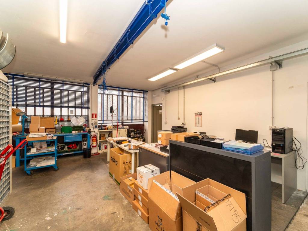 negozio in vendita a None