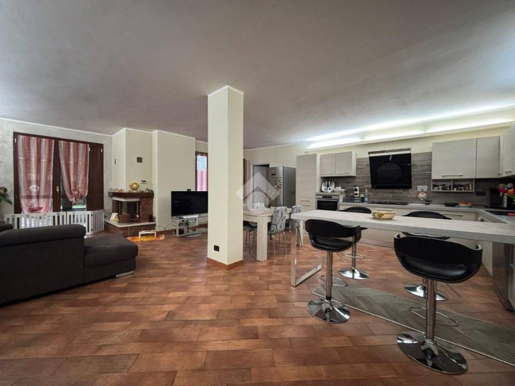 appartamento in vendita a None