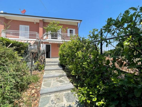 casa indipendente in vendita a None