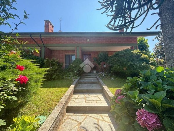 casa indipendente in vendita a None