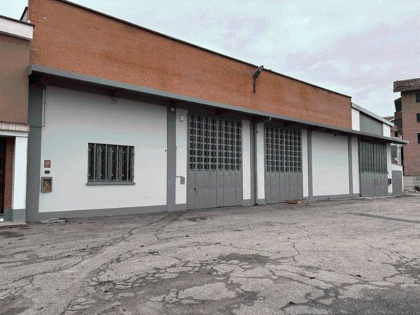 capannone in vendita a None