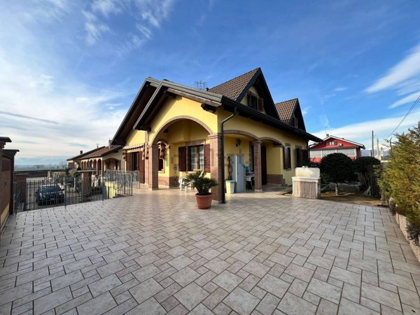 casa indipendente in vendita a None