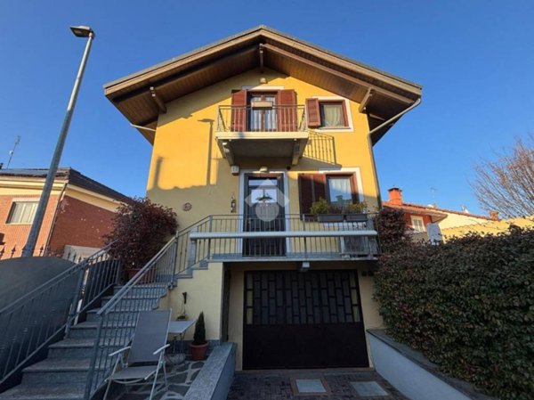 casa semindipendente in vendita a None