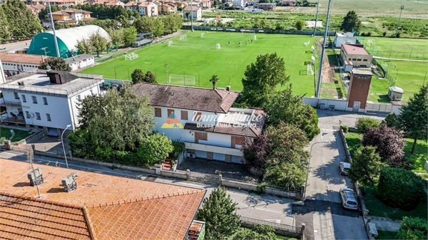 casa indipendente in vendita a None
