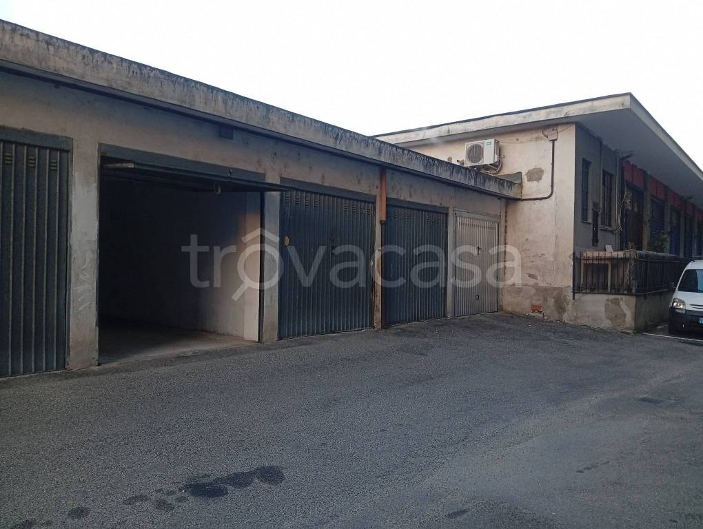 box auto in vendita a None