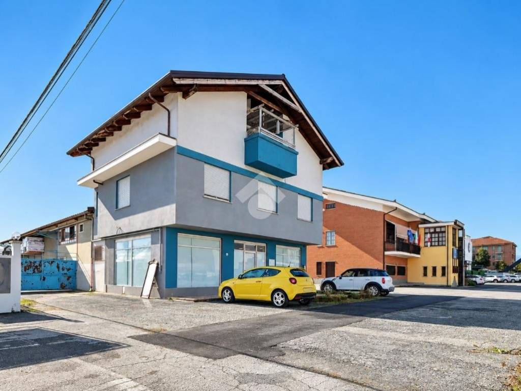 locale commerciale in vendita a None