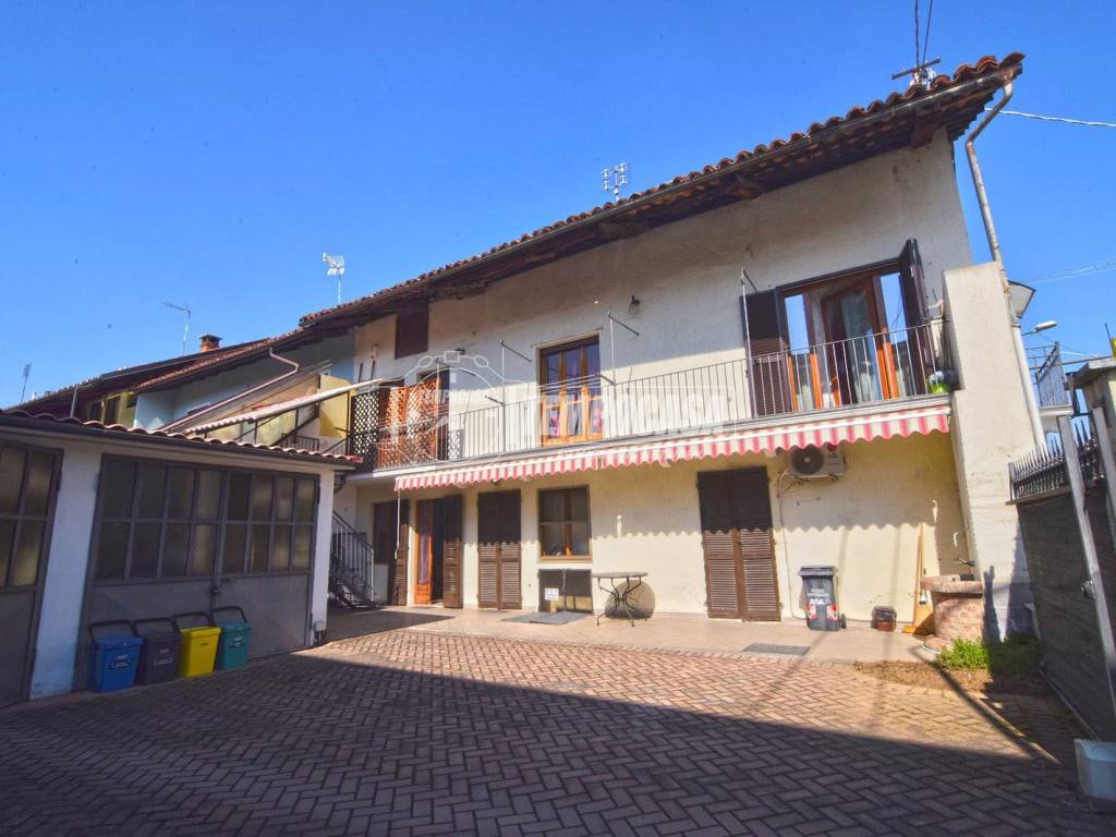 casa indipendente in vendita ad Oglianico