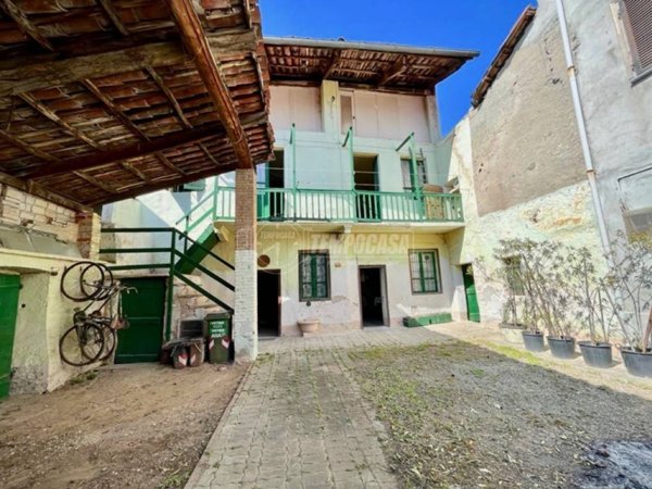 casa indipendente in vendita ad Oglianico