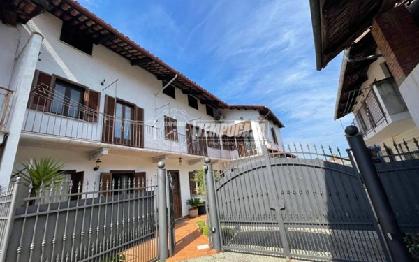 casa indipendente in vendita ad Oglianico