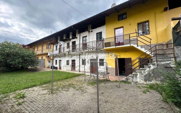 casa indipendente in vendita ad Oglianico