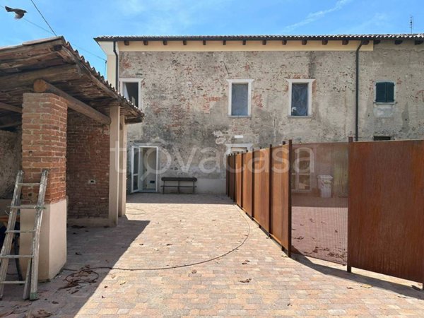 appartamento in vendita ad Oglianico