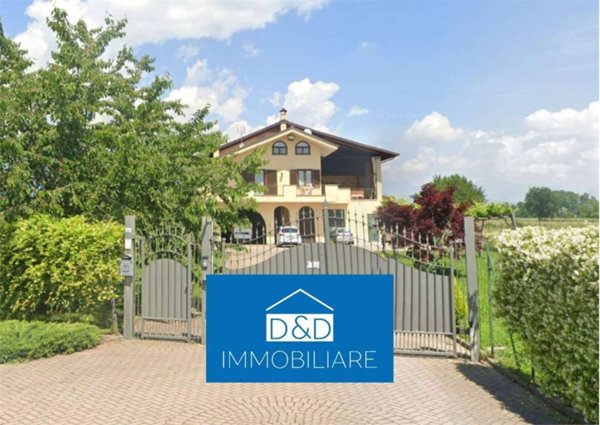 casa indipendente in vendita ad Oglianico