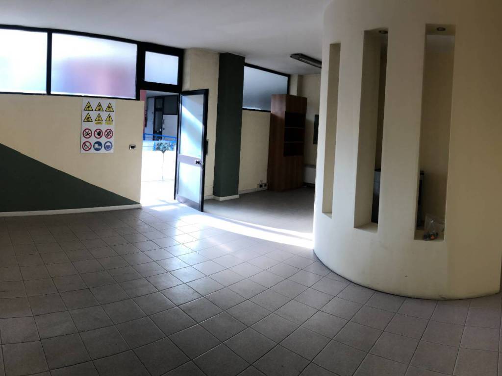 ufficio in vendita ad Orbassano