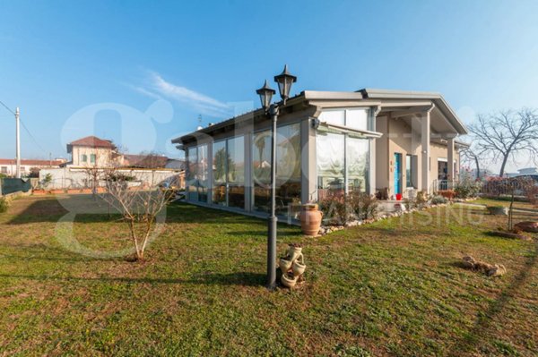 casa indipendente in vendita ad Orbassano