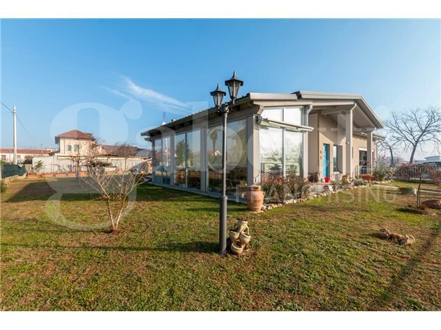 casa indipendente in vendita ad Orbassano