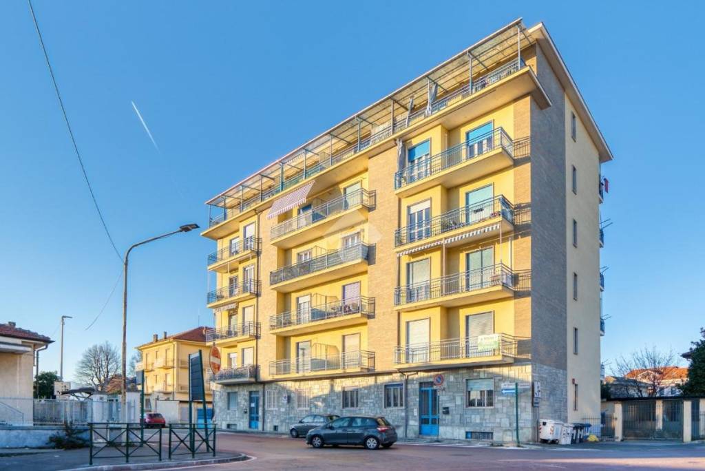 appartamento in vendita ad Orbassano