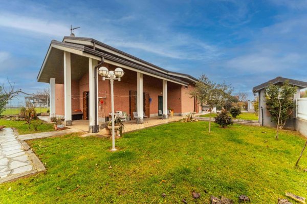 casa indipendente in vendita ad Orbassano