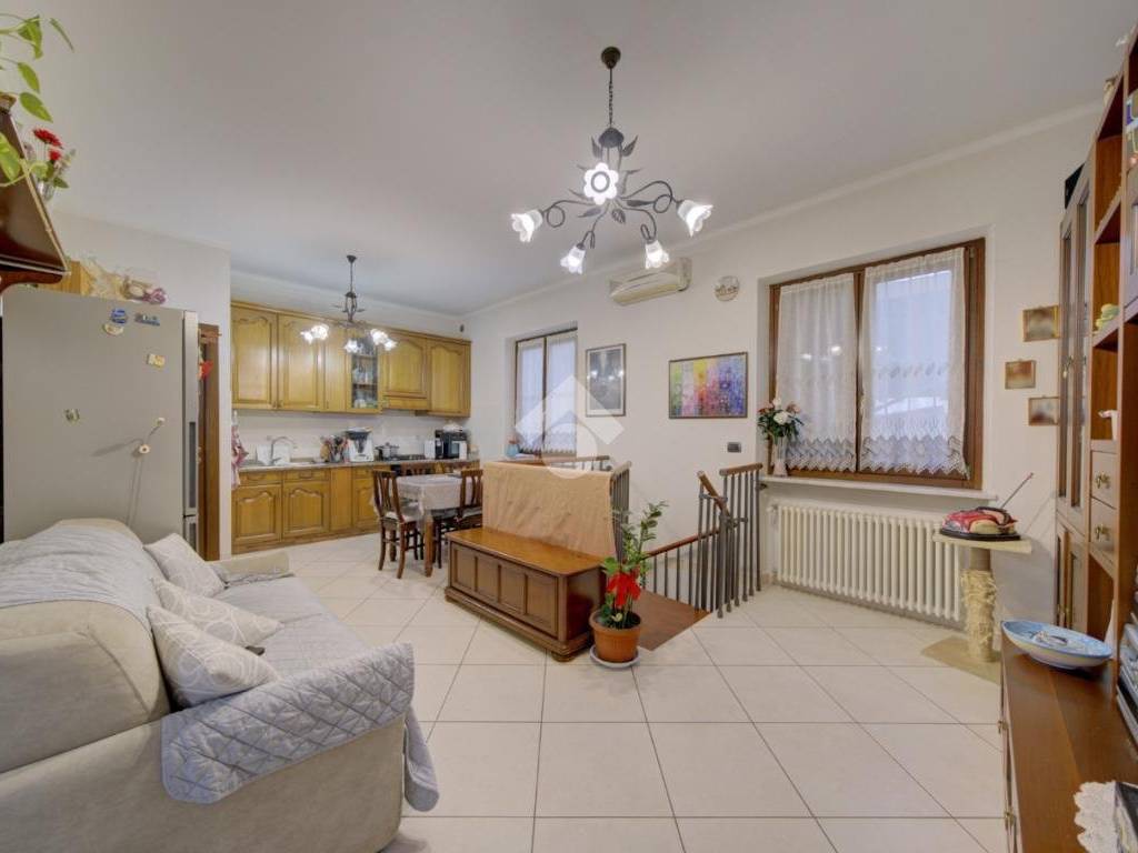 appartamento in vendita ad Orbassano
