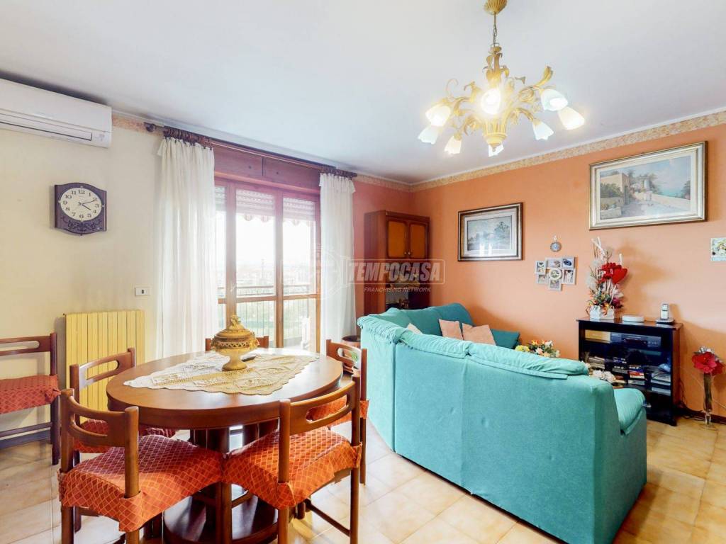 appartamento in vendita ad Orbassano