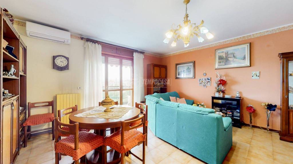 appartamento in vendita ad Orbassano