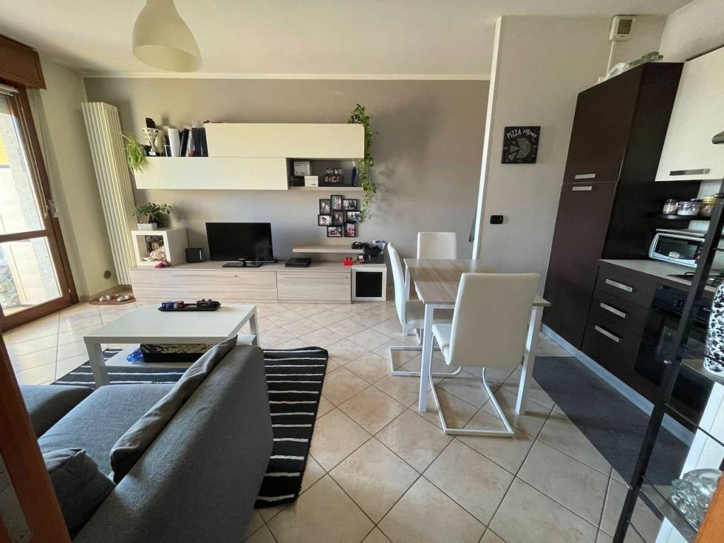 appartamento in vendita ad Orbassano