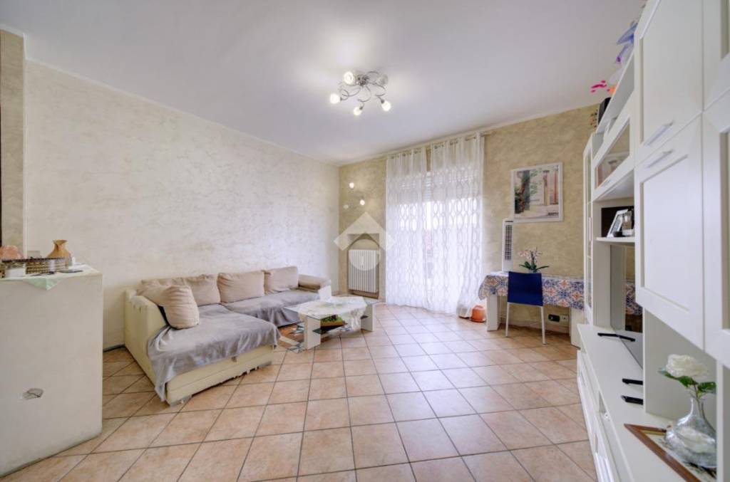 appartamento in vendita ad Orbassano