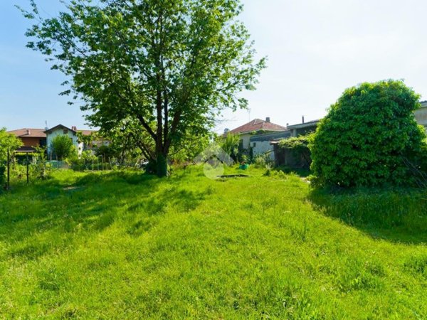 terreno edificabile in vendita ad Orbassano