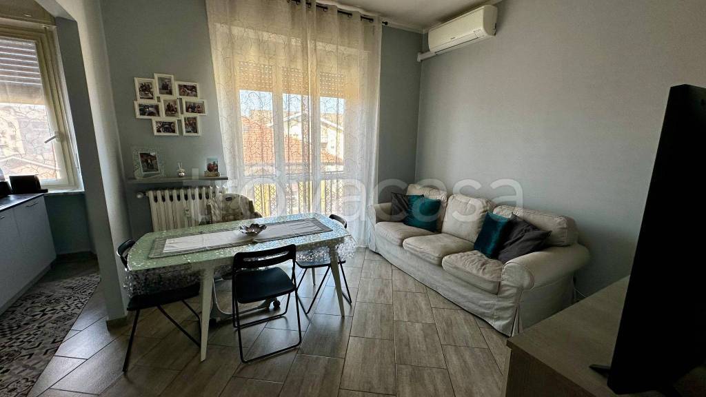 appartamento in vendita ad Orbassano