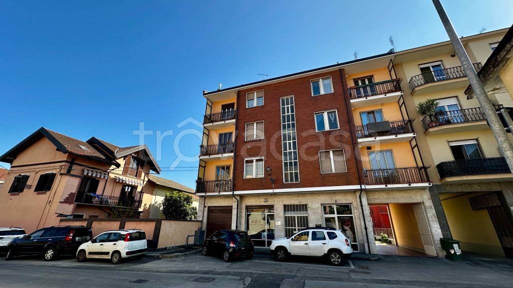 appartamento in vendita ad Orbassano