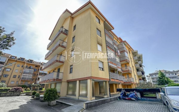 appartamento in vendita ad Orbassano