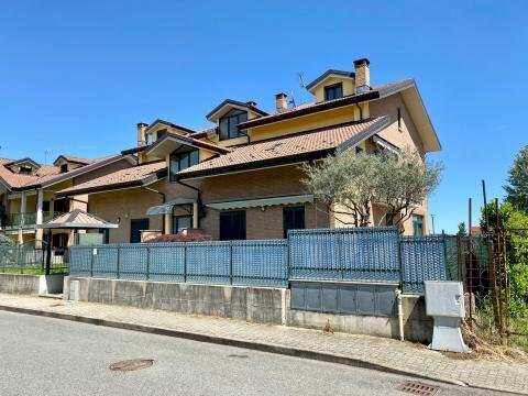 appartamento in vendita ad Orbassano