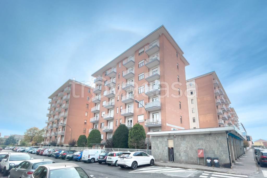 appartamento in vendita ad Orbassano