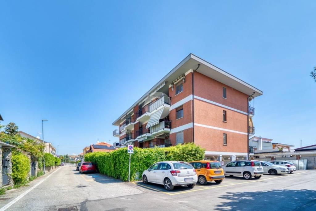 appartamento in vendita ad Orbassano