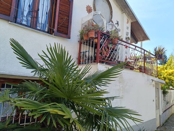 casa indipendente in vendita ad Orbassano