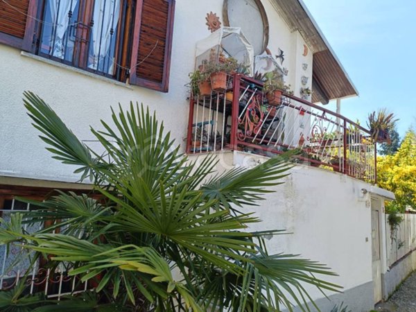 casa indipendente in vendita ad Orbassano