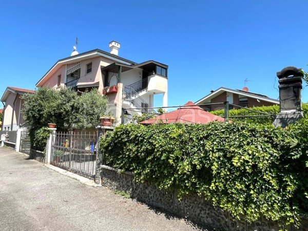 casa indipendente in vendita ad Orbassano