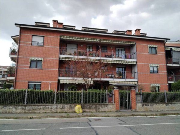 appartamento in vendita ad Orbassano