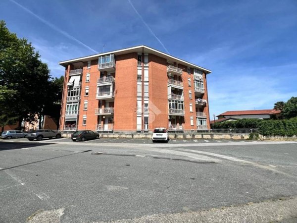 appartamento in vendita ad Orbassano
