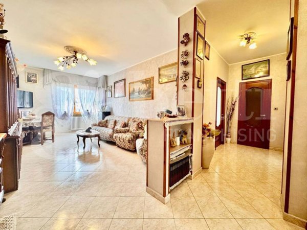 appartamento in vendita ad Orbassano