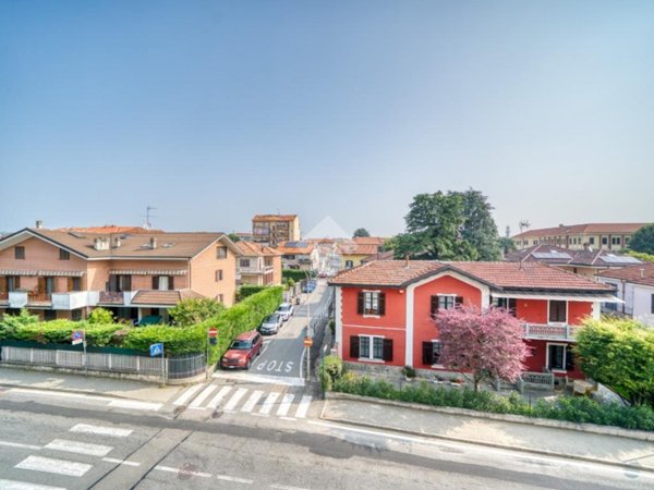 appartamento in vendita ad Orbassano